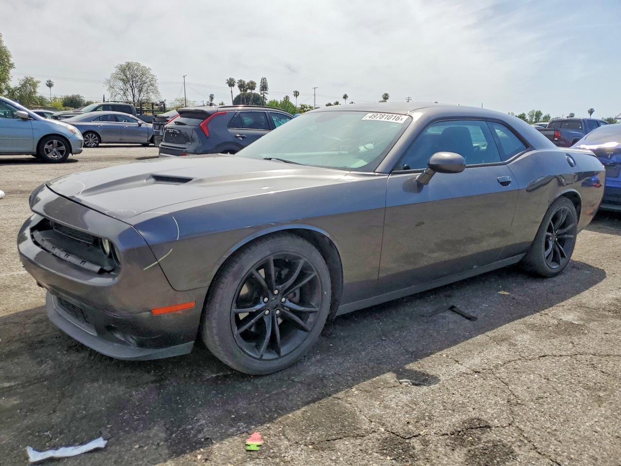 2016 Dodge Challenger Sxt - zdjęcie główne