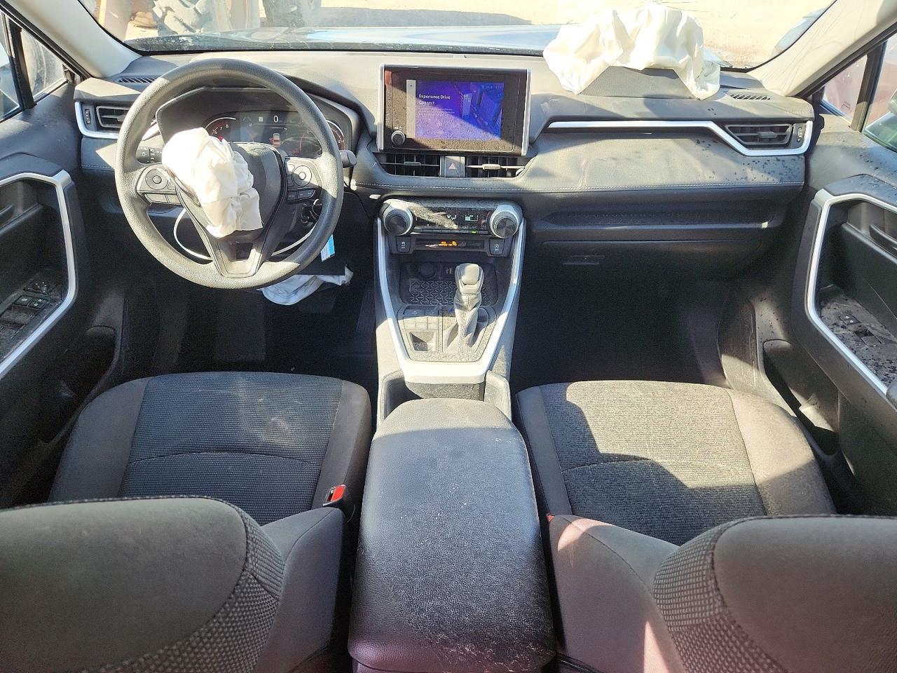 2025 Toyota Rav4 Le - zdjęcie 8