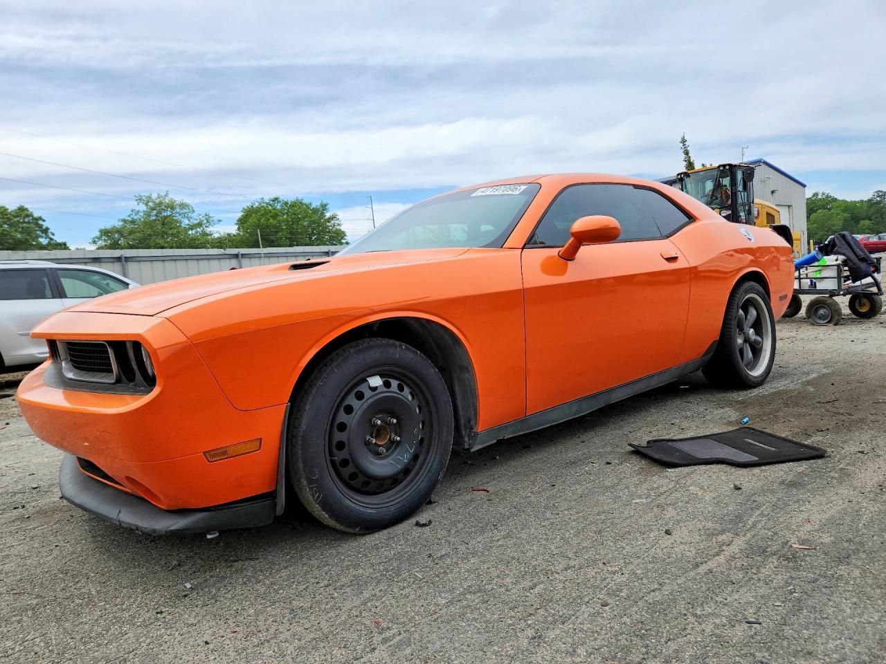 2014 Dodge Challenger Sxt - zdjęcie główne