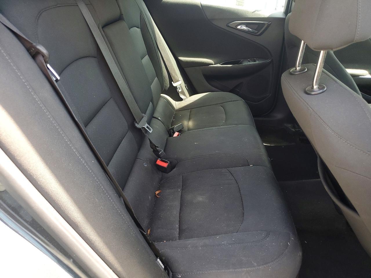 2017 Chevrolet Malibu Ls - zdjęcie 10