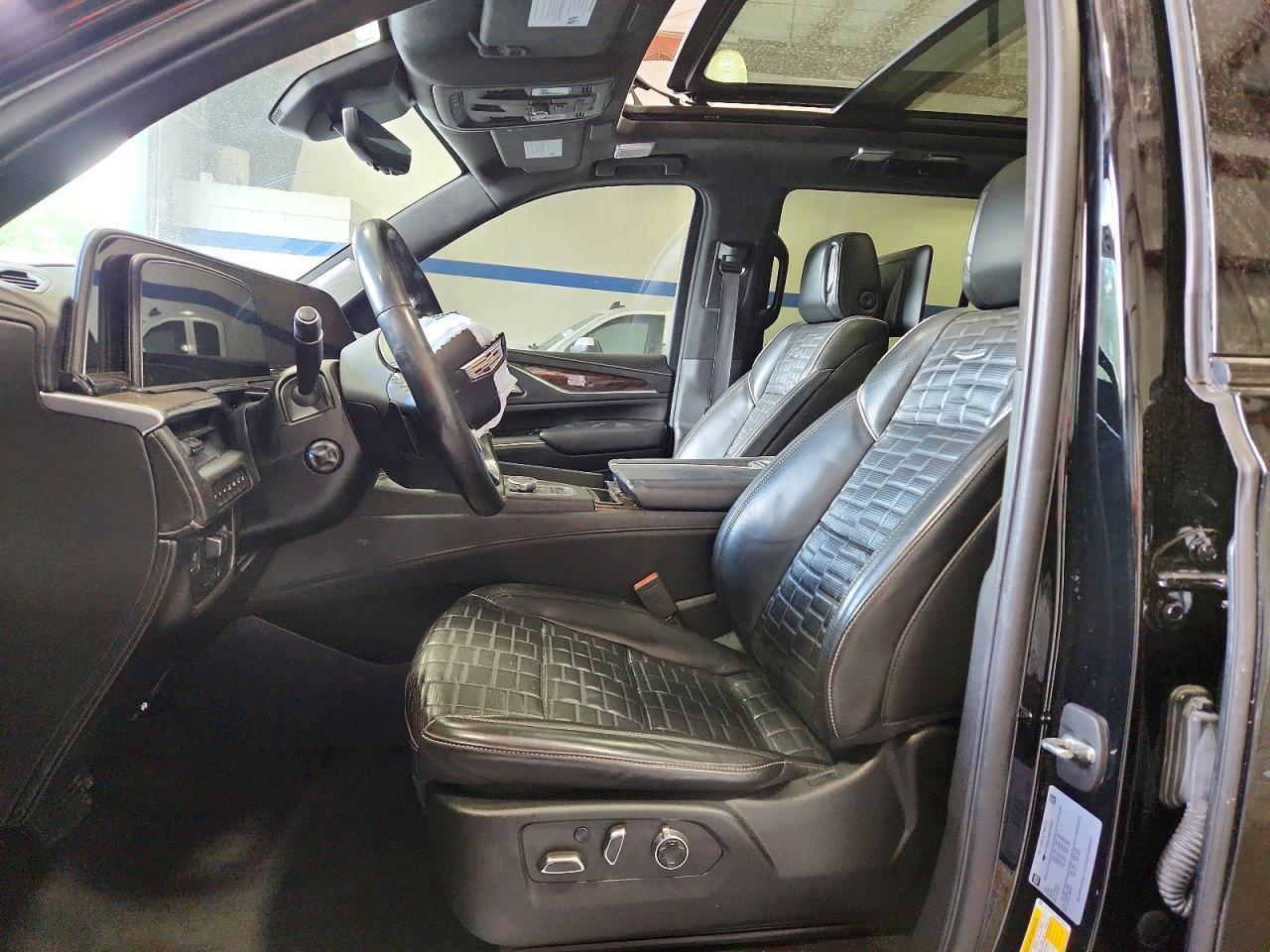 2022 Cadillac Escalade Sport Platinum - zdjęcie 7