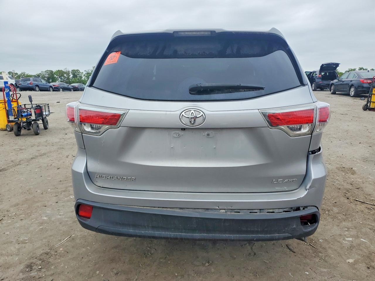 2015 Toyt Highlander - zdjęcie 6