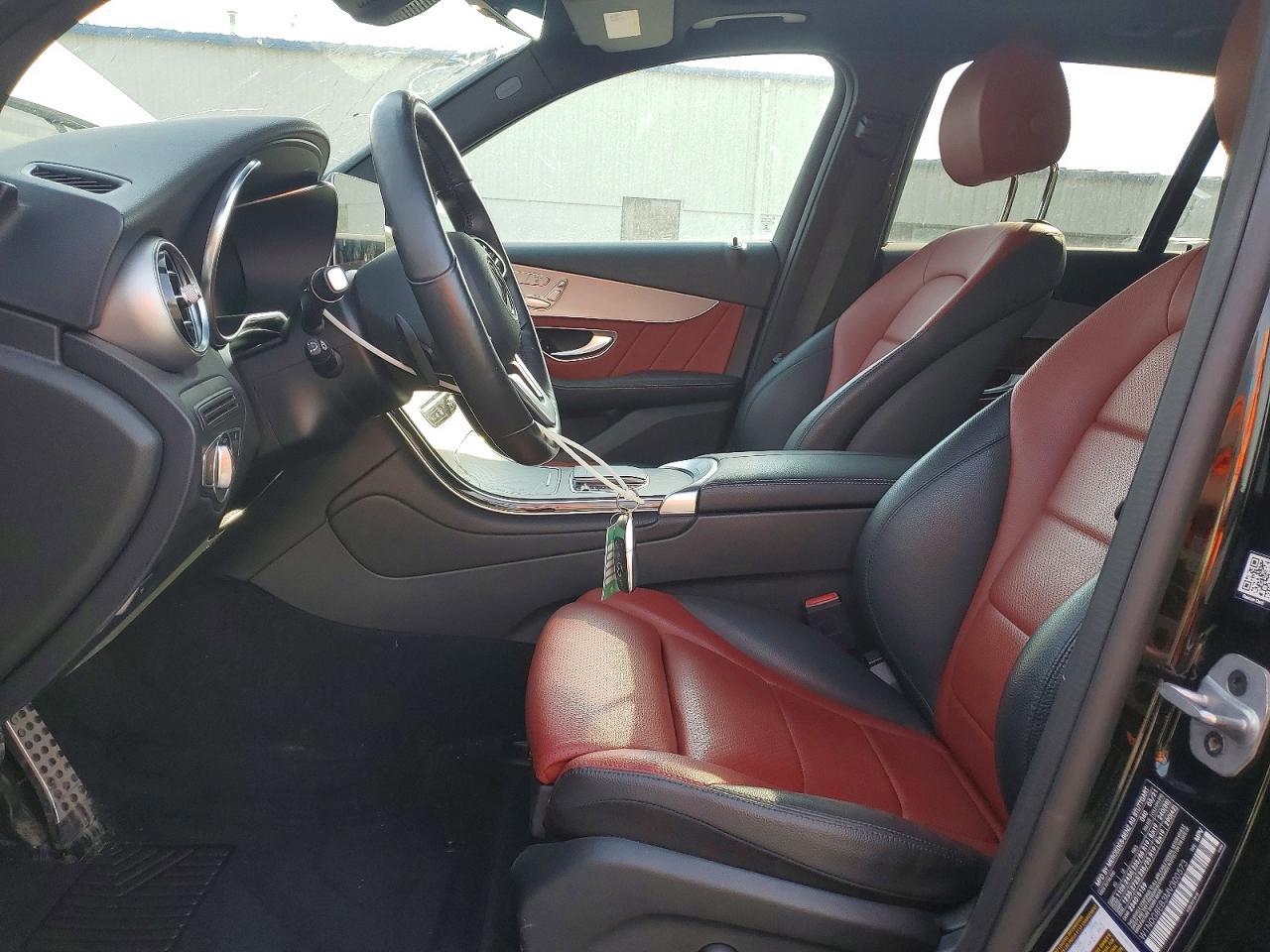 2021 Mercedes-Benz Glc 300 4Matic - zdjęcie 7