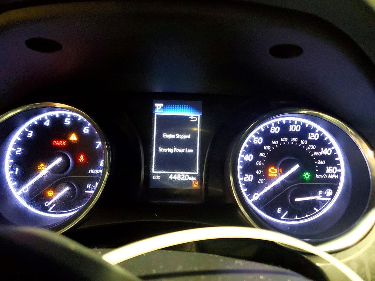 2019 Toyota Camry - zdjęcie 9