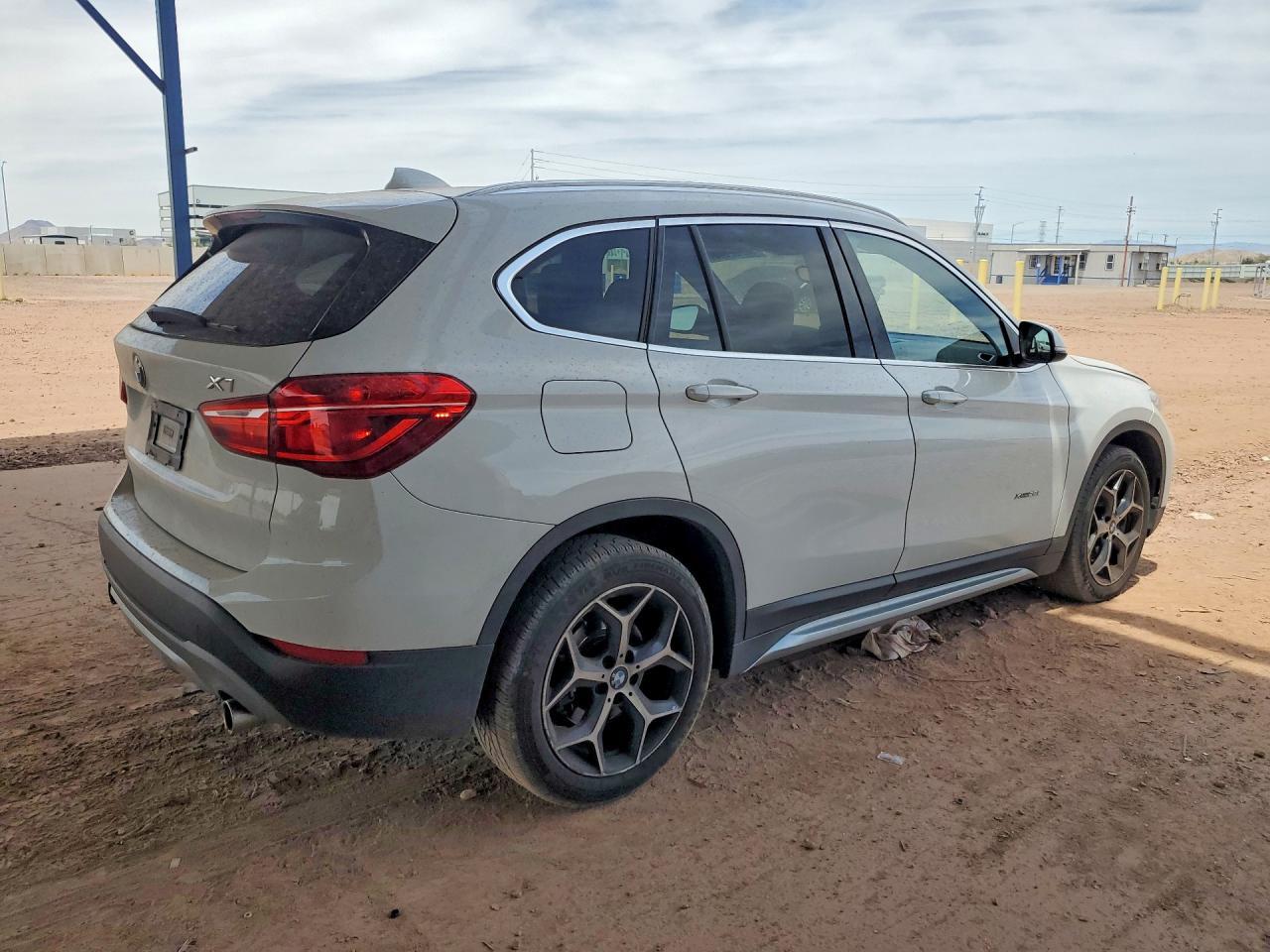 2018 BMW X1 xDrive28I - zdjęcie 3