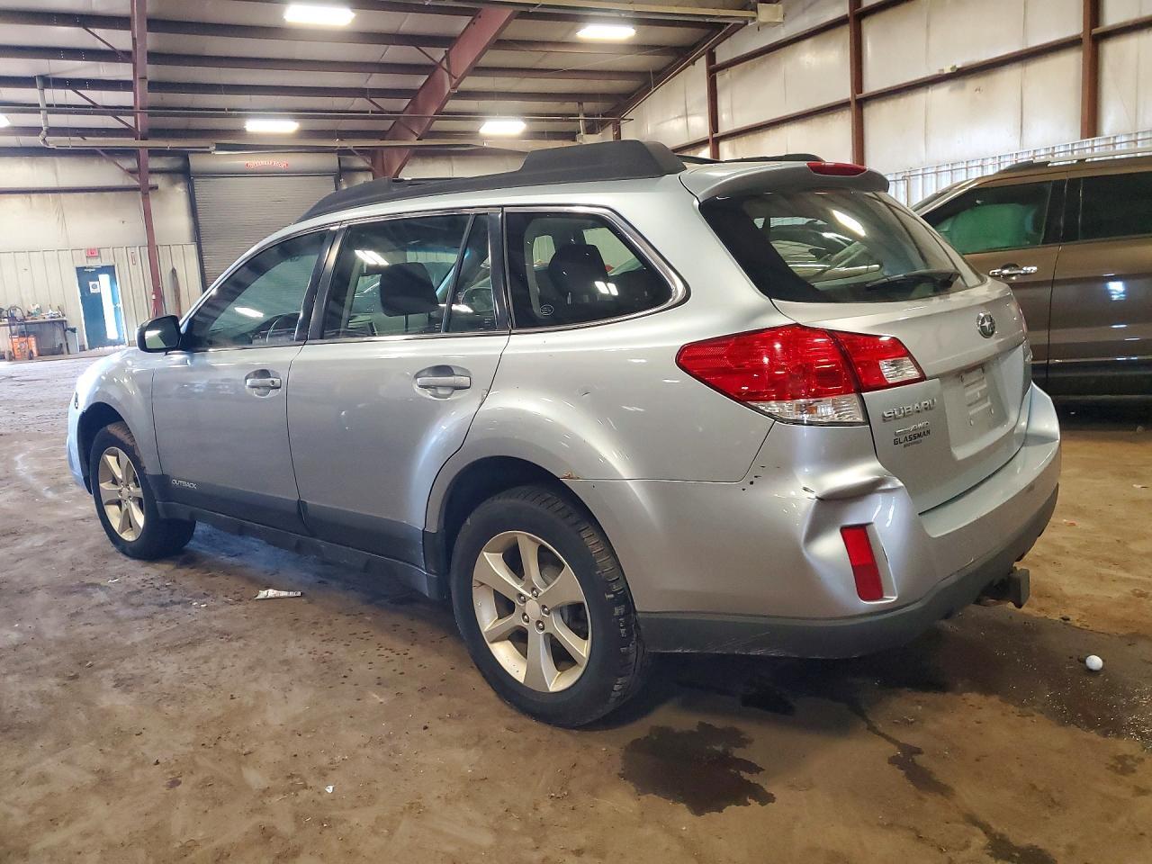 2014 Subaru Outback 2.5I - zdjęcie 2
