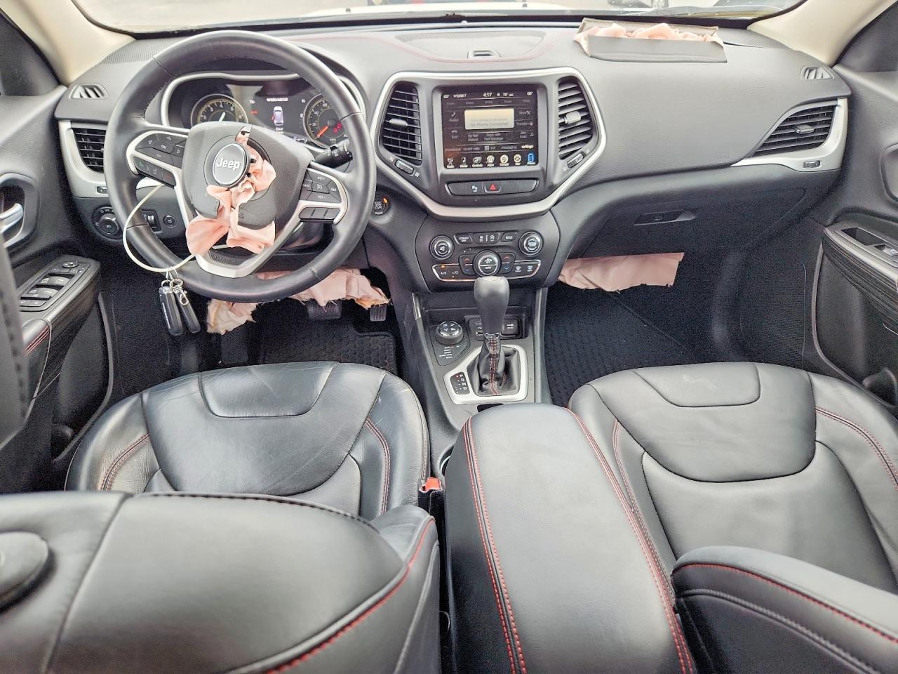 2015 Jeep Cherokee Trailhawk - zdjęcie 8
