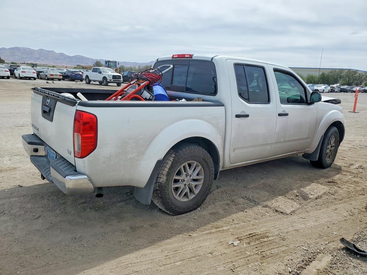 2021 Nissan Frontier S - zdjęcie 3