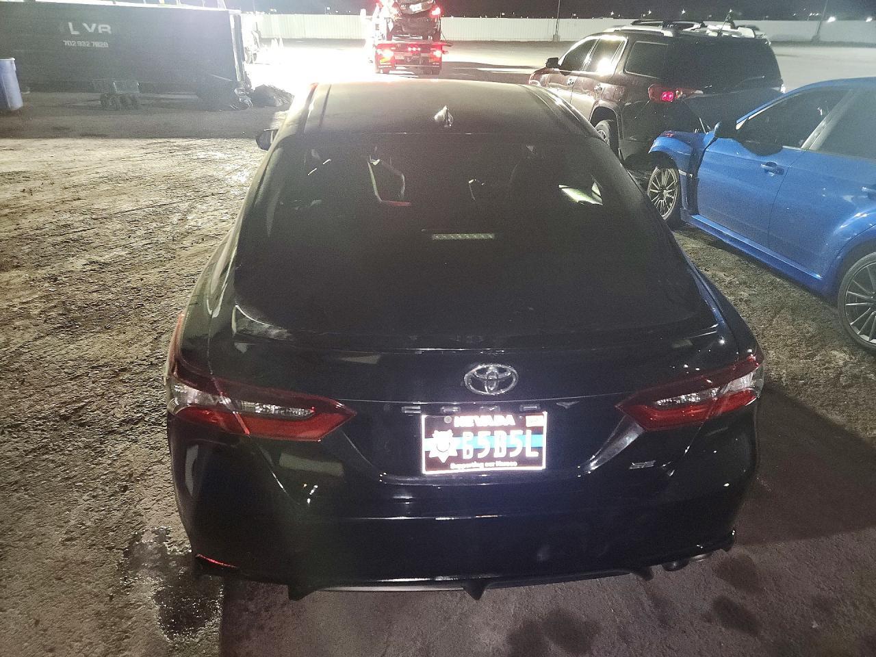 2022 Toyota Camry Se - zdjęcie 6