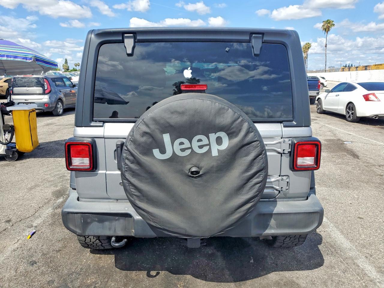 2019 Jeep Wrangler Sport - zdjęcie 6