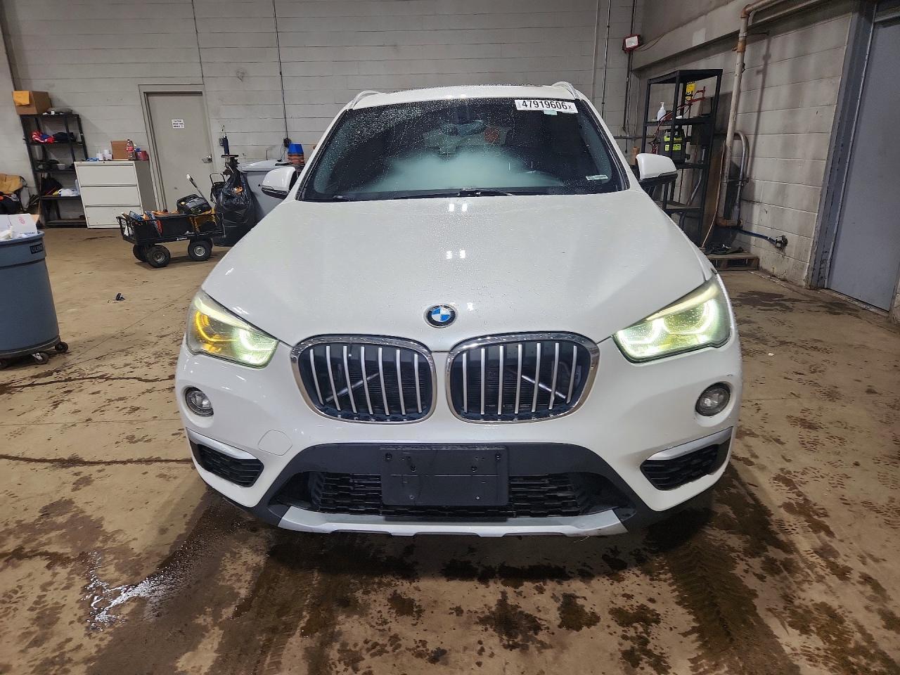 2017 BMW X1 xDrive28I - zdjęcie 5