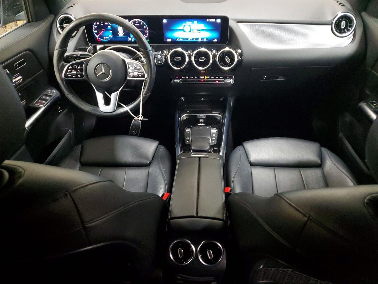 2021 Mercedes-Benz Gla 250 4Matic - zdjęcie 8