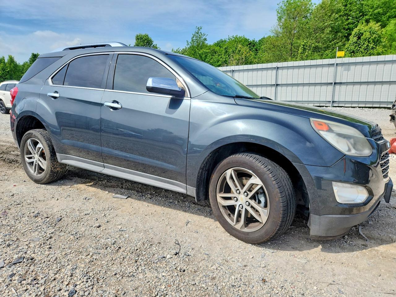 2017 Chevrolet Equinox Premier - zdjęcie 10