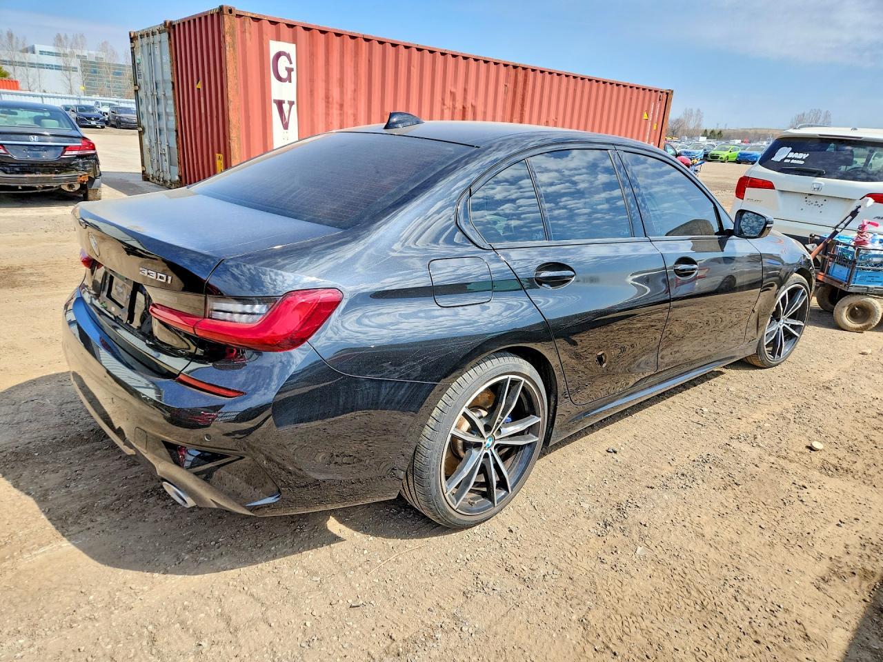 2019 BMW 330Xi - zdjęcie 3