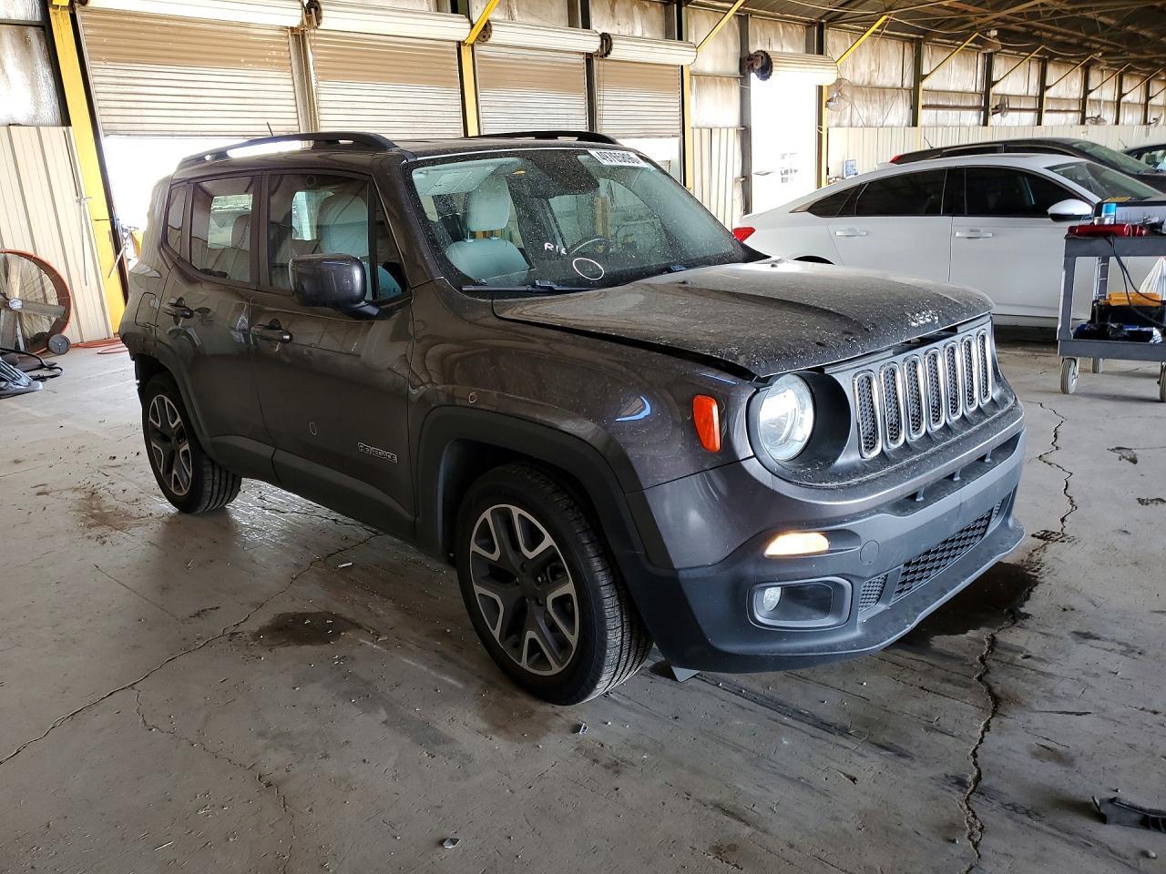 2017 Jeep Renegade Latitude - zdjęcie 4