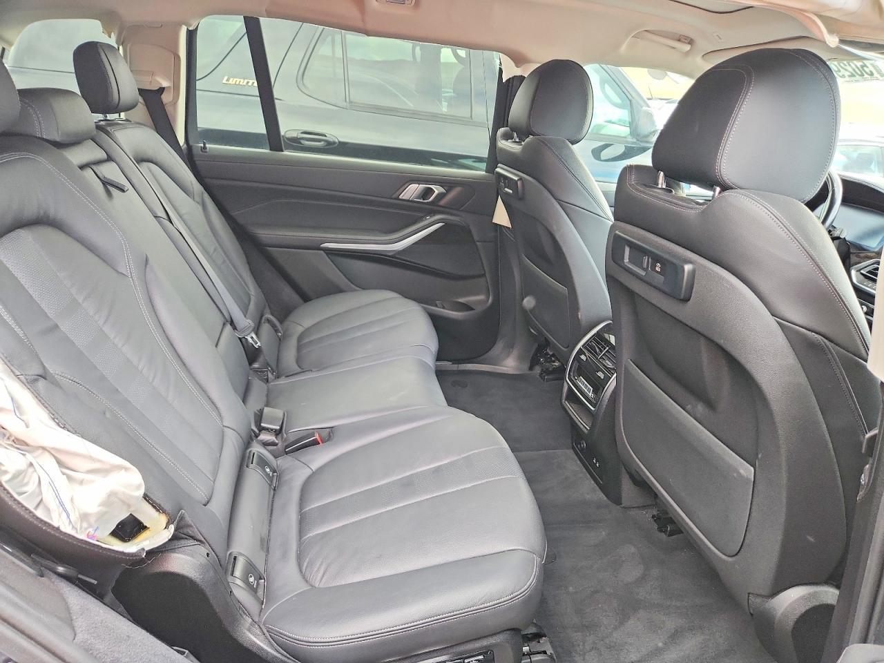 2019 BMW X7 xDrive40I - zdjęcie 11