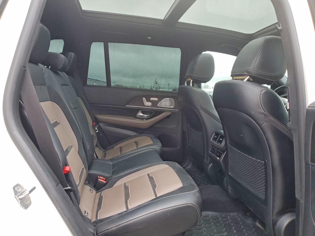 2021 Mercedes-Benz Gls 63 Amg 4Matic - zdjęcie 11