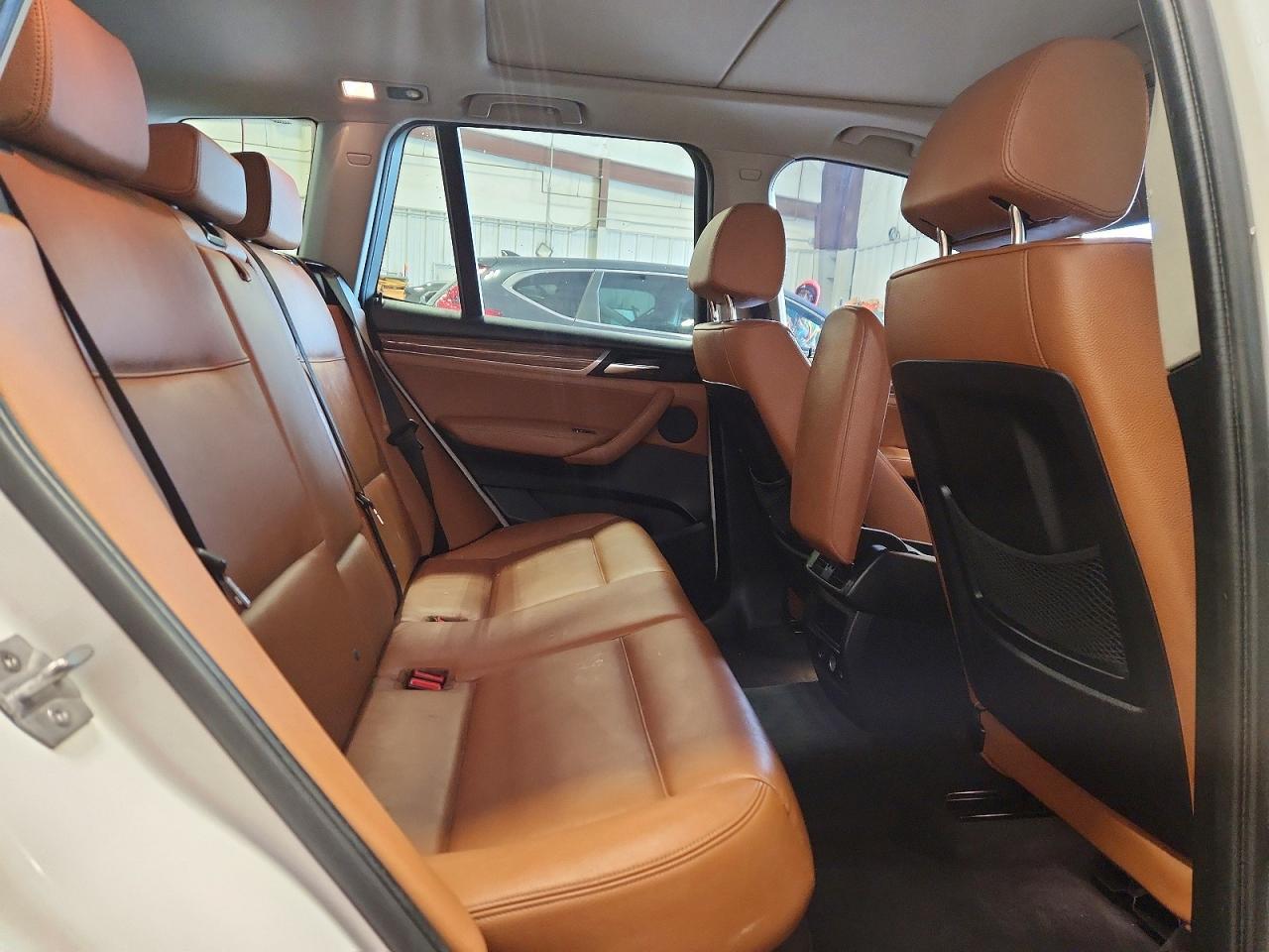 2015 BMW X3 xDrive28I - zdjęcie 11