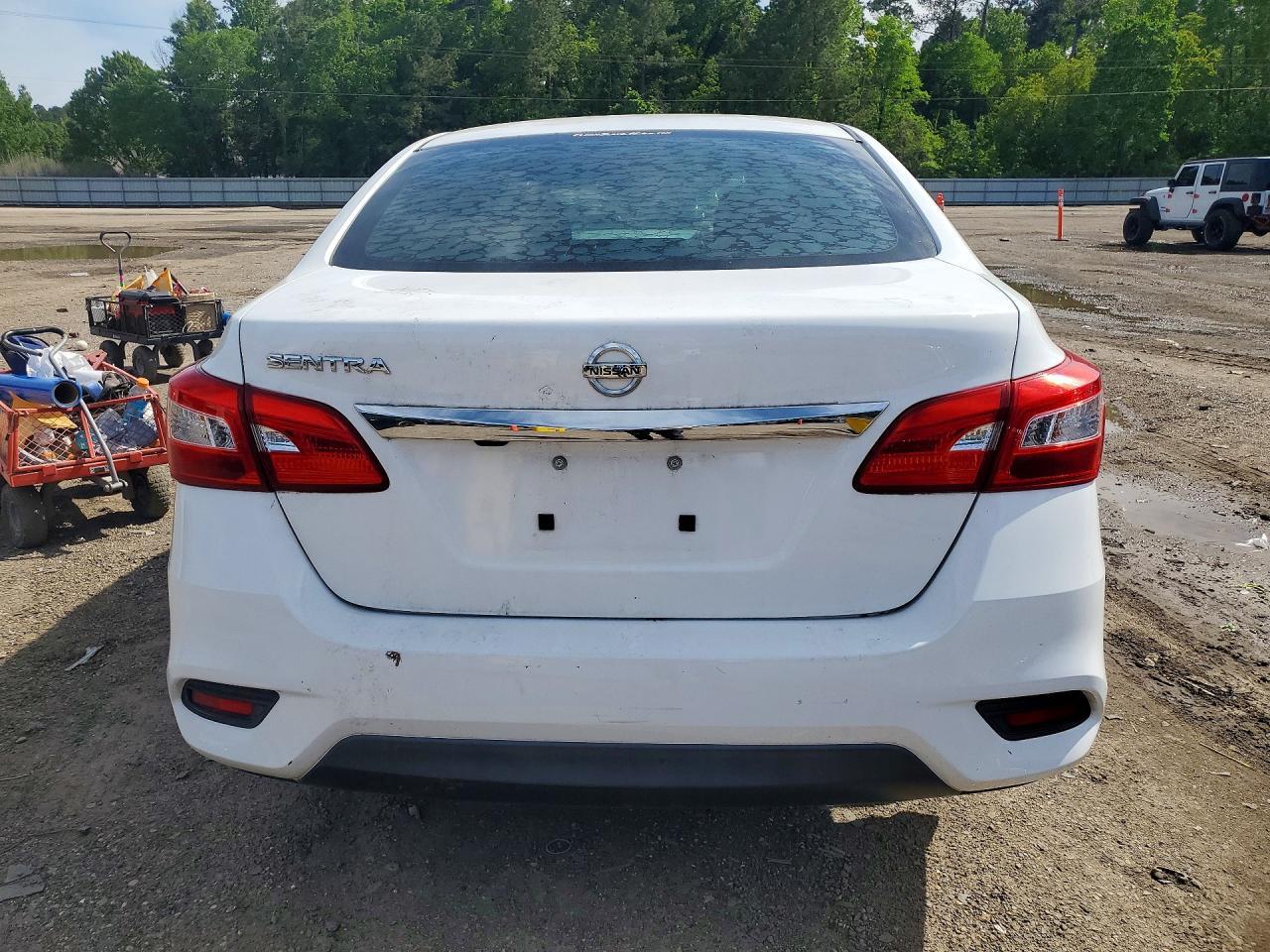 2019 Nissan Sentra S - zdjęcie 6