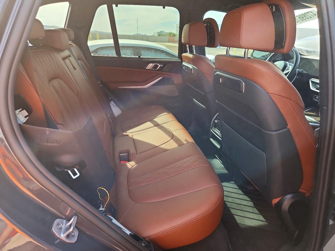 2025 BMW X5 xDrive40I - zdjęcie 11