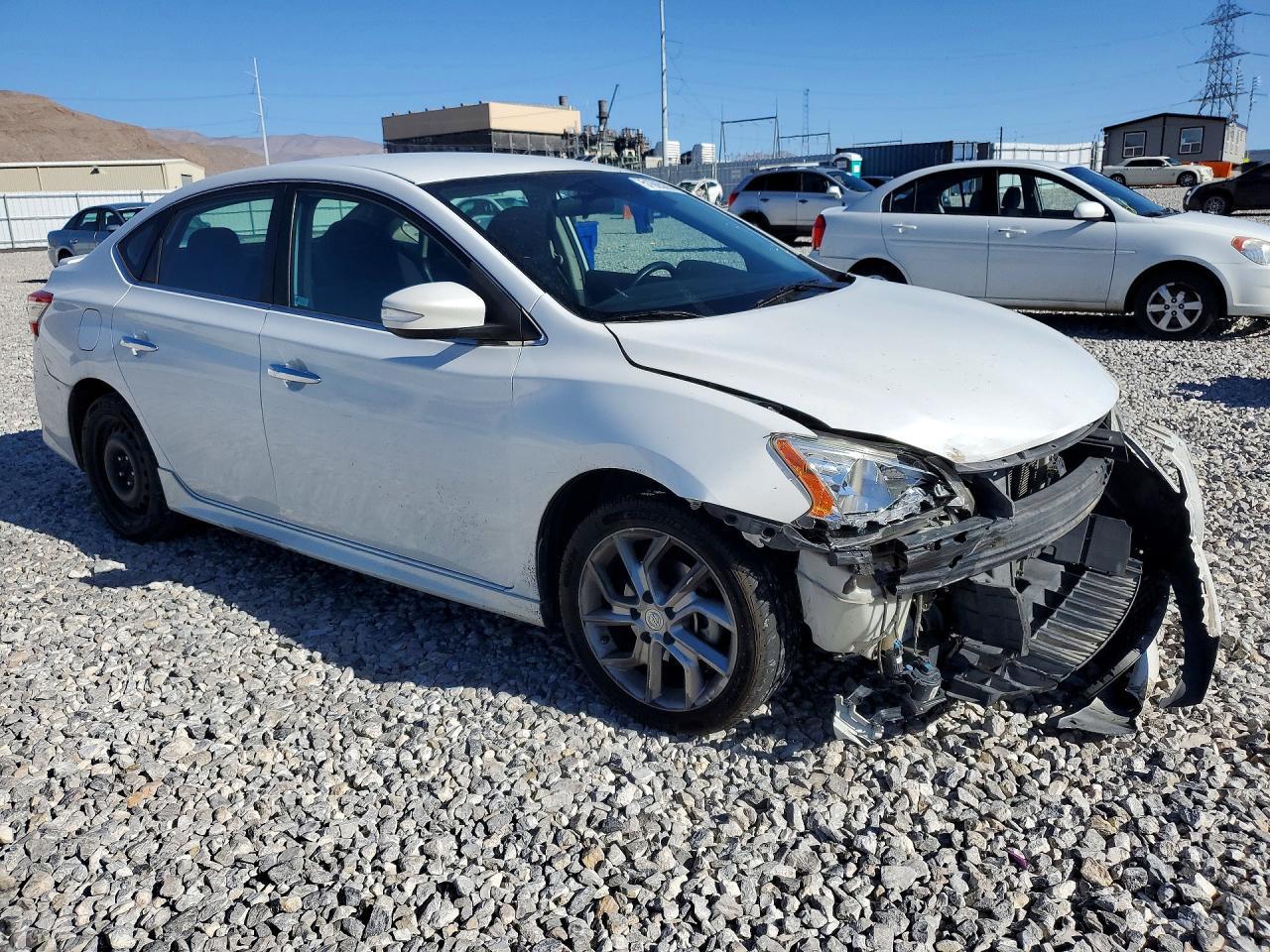 2015 Nissan Sentra Sr - zdjęcie 4