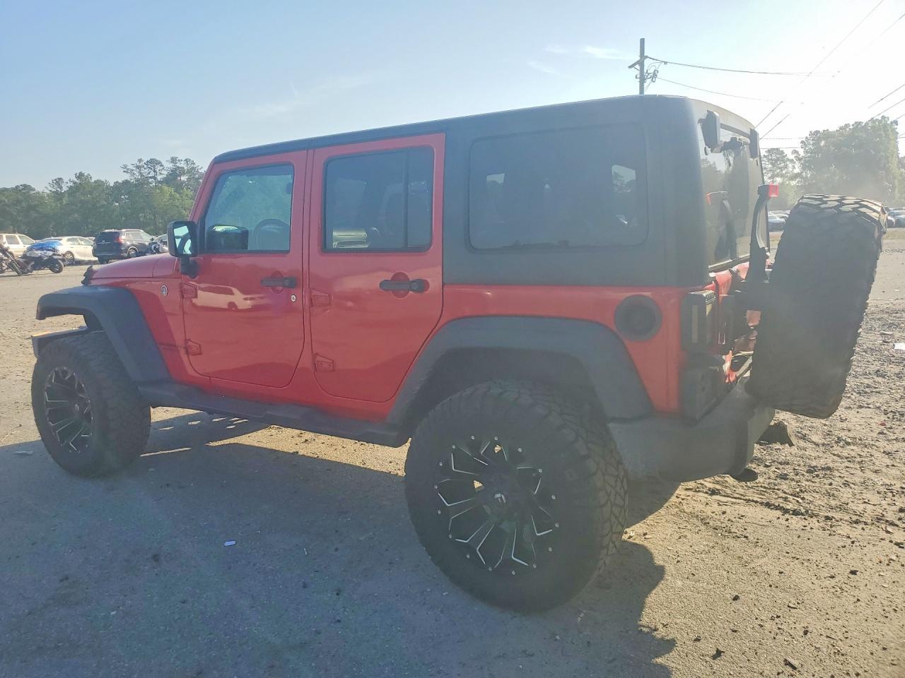 2016 Jeep Wrangler Unlimited Sport - zdjęcie 2