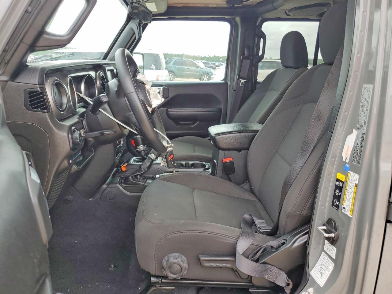 2023 Jeep Wrangler 4Xe - zdjęcie 7