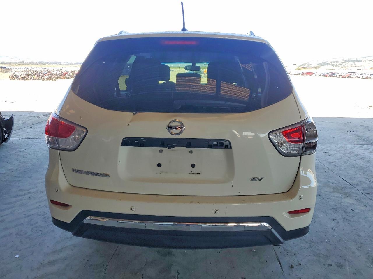 2016 Nissan Pathfinder Sv - zdjęcie 6