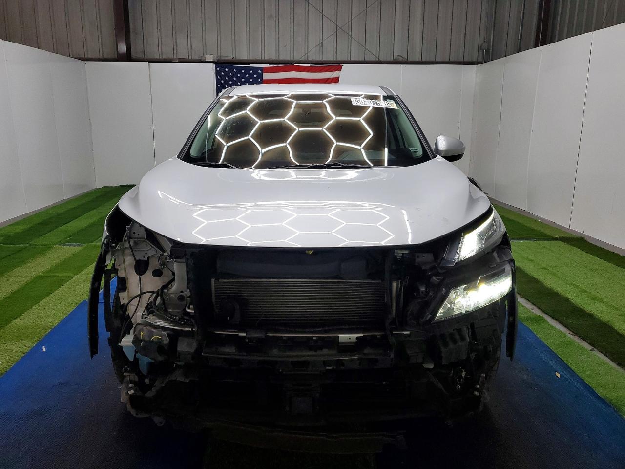 2025 Nissan Rogue Sv - zdjęcie 5