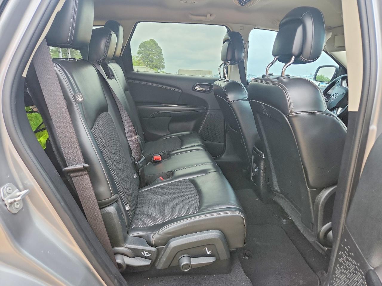 2017 Dodge Journey Crossroad - zdjęcie 11