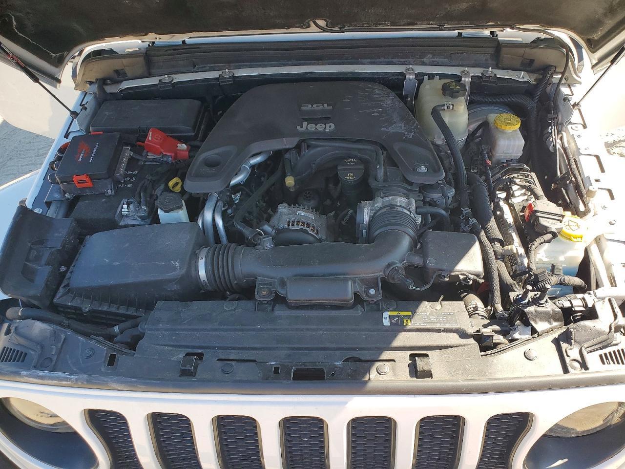 2018 Jeep Wrangler Unlimited Sahara - zdjęcie 12