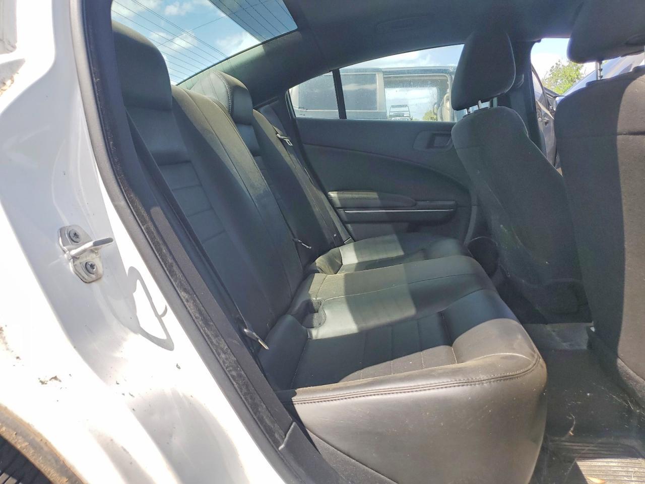 2021 Dodge Charger Police - zdjęcie 10