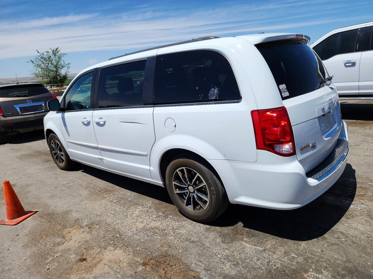 2016 Dodge Grand Caravan R - zdjęcie 2