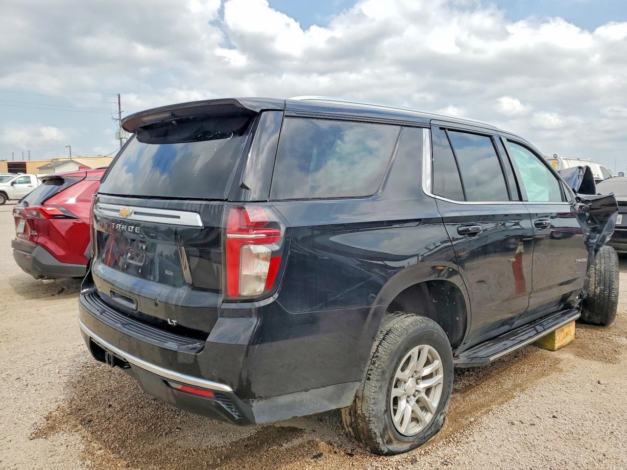 2021 Chevrolet Tahoe C1500 Lt - zdjęcie 3