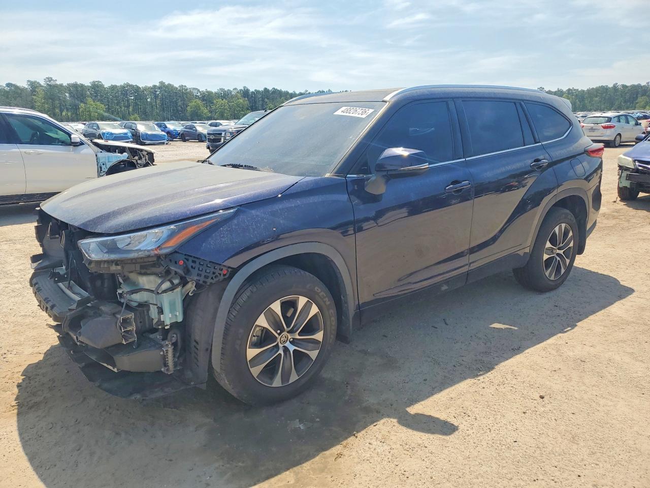 2020 Toyota Highlander Xle - zdjęcie główne