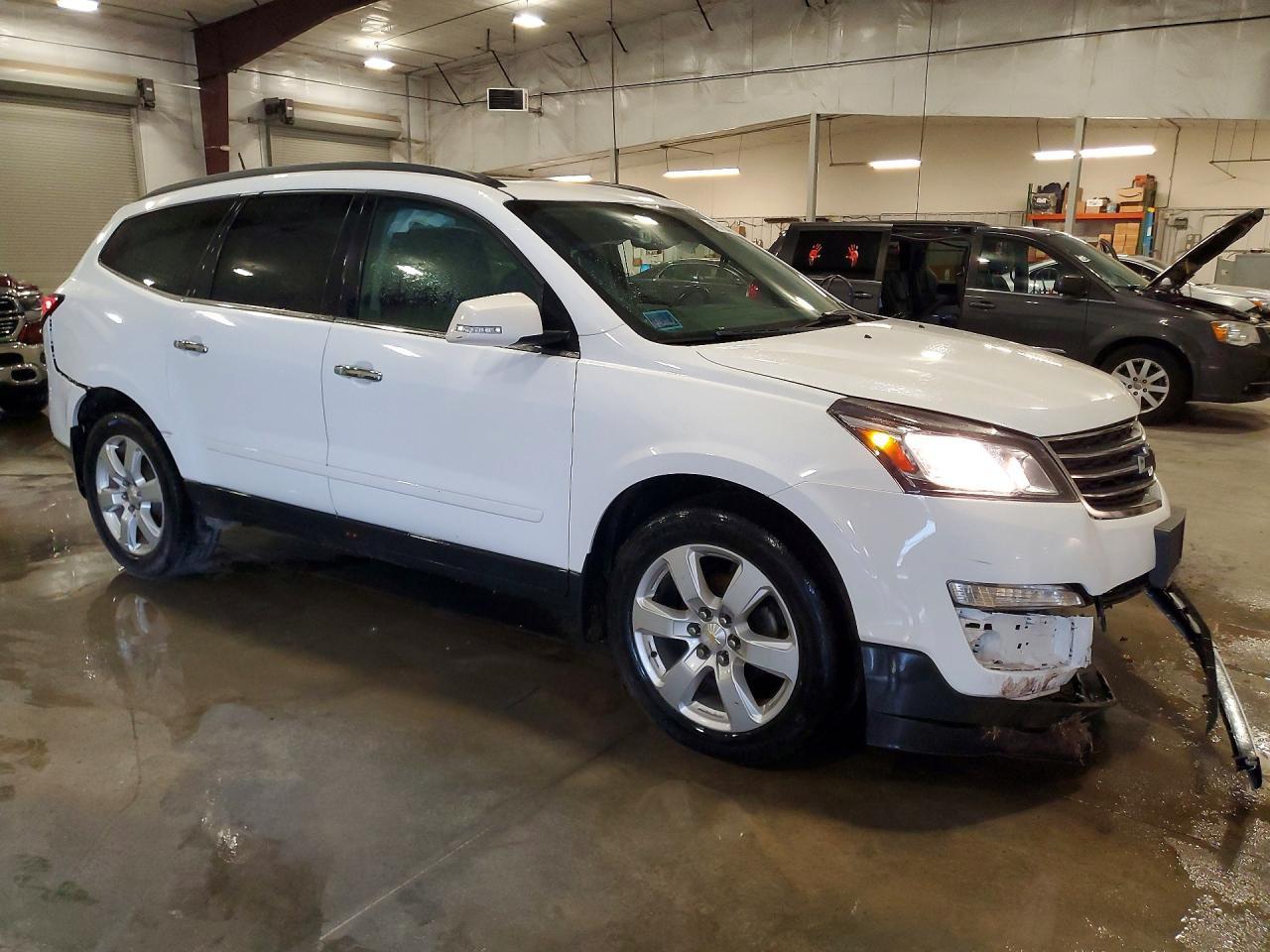 2017 Chevrolet Traverse Lt - zdjęcie 4