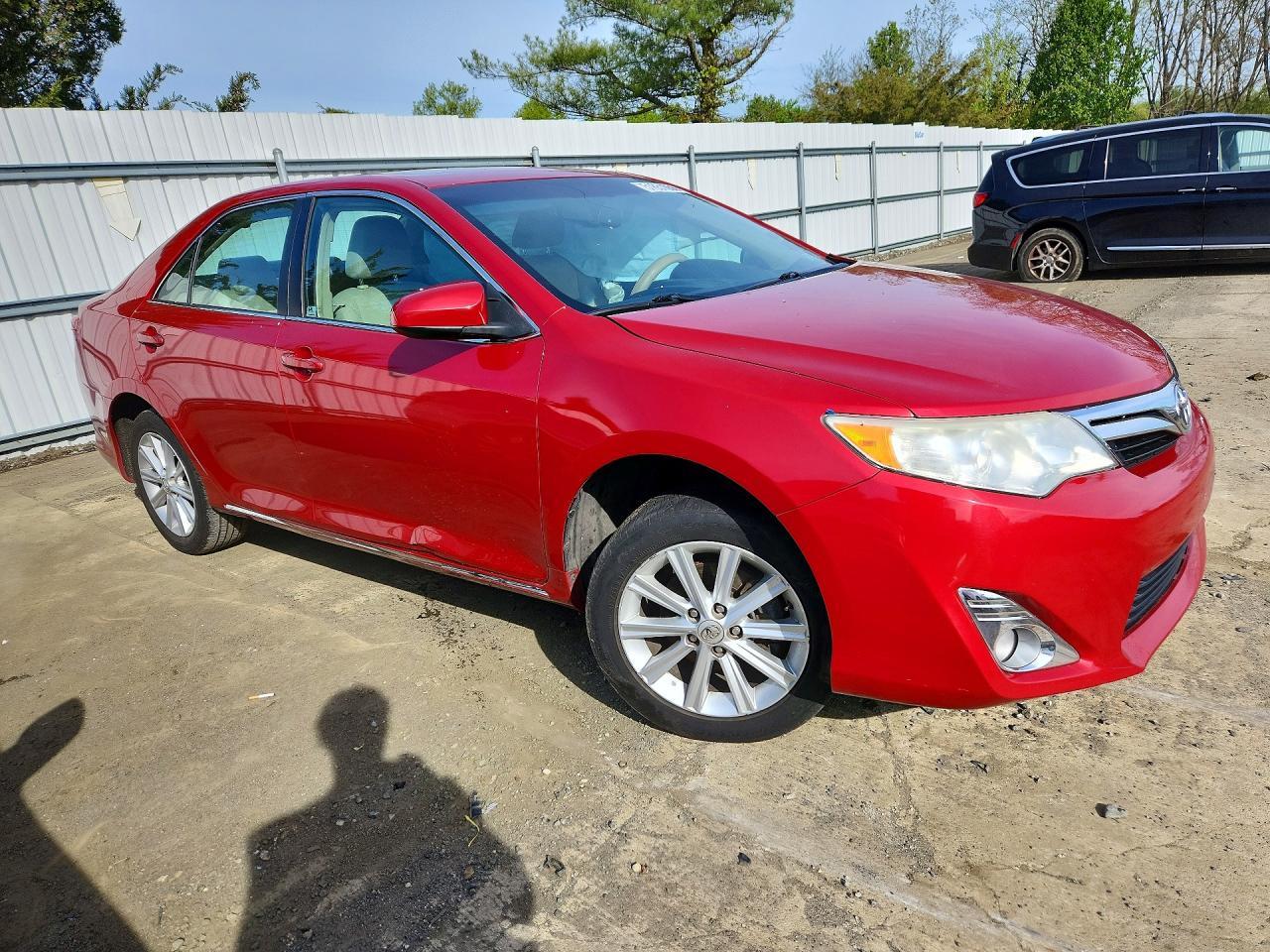 2013 Toyota Camry Xle - zdjęcie 4