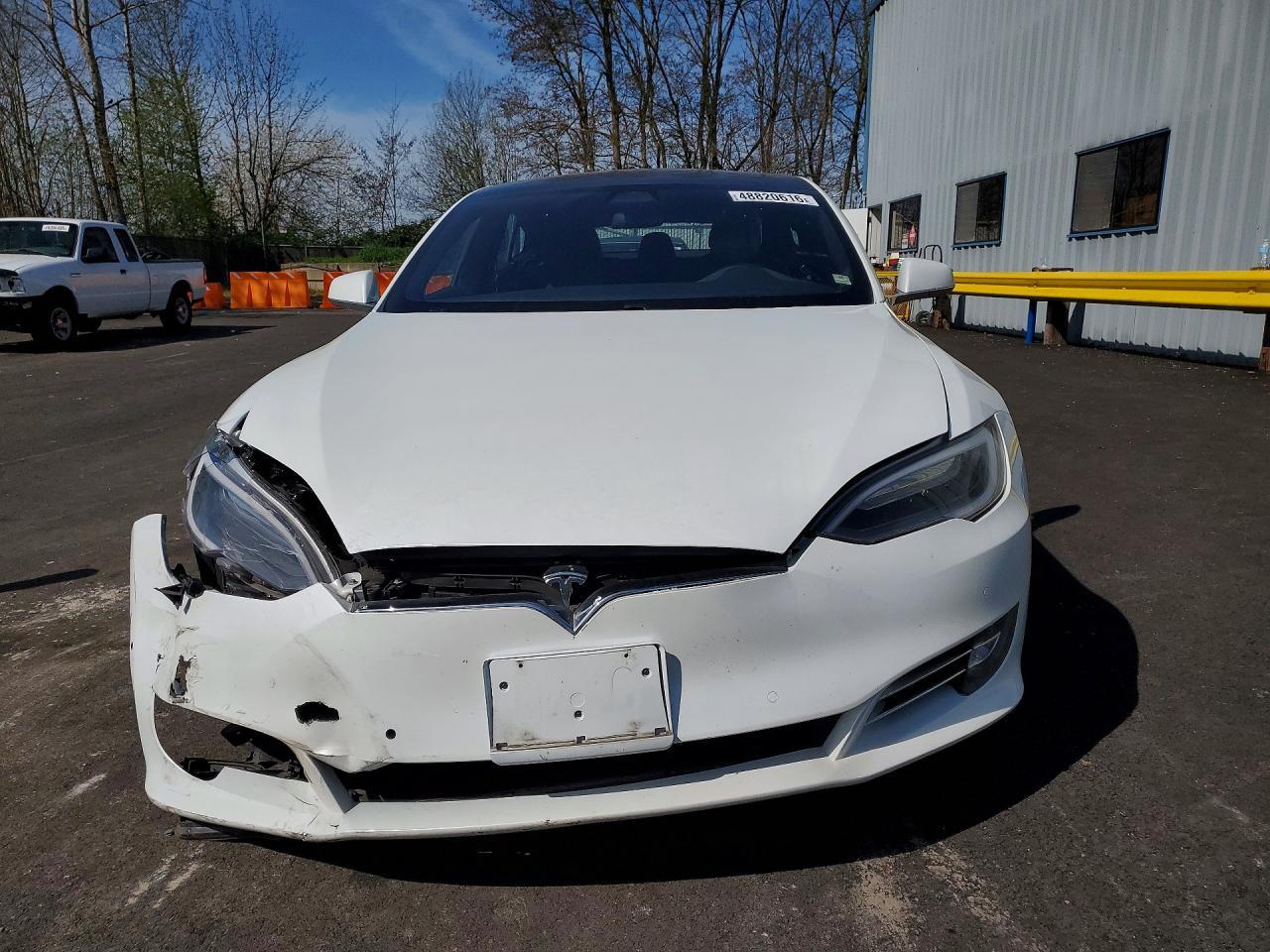 2017 Tesla Model S - zdjęcie 5