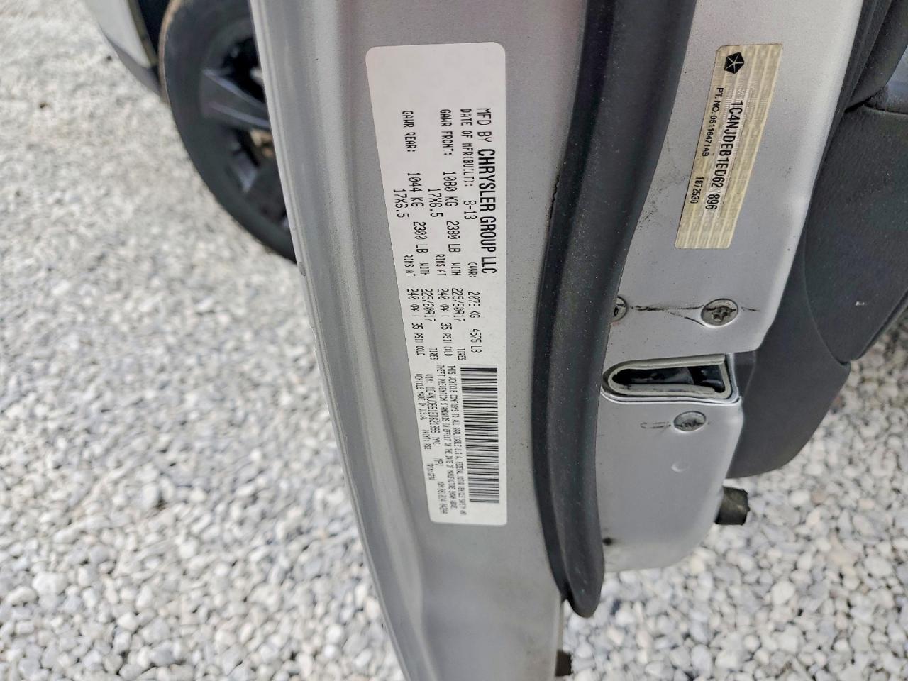 2014 Jeep Compass Latitude - zdjęcie 13