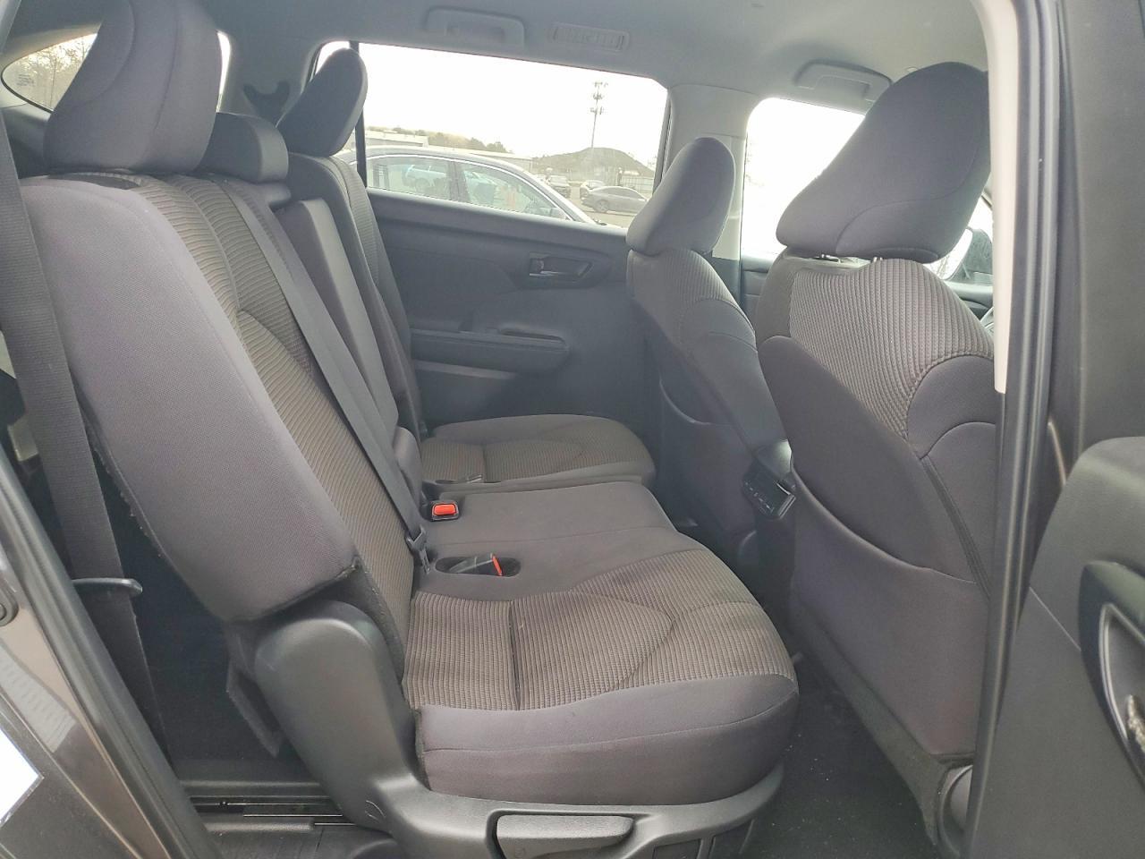 2024 Toyota Highlander Le - zdjęcie 11