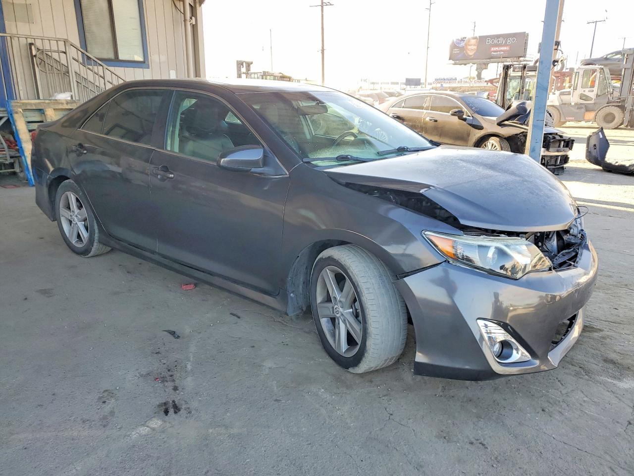 2013 Toyota Camry Se - zdjęcie 4