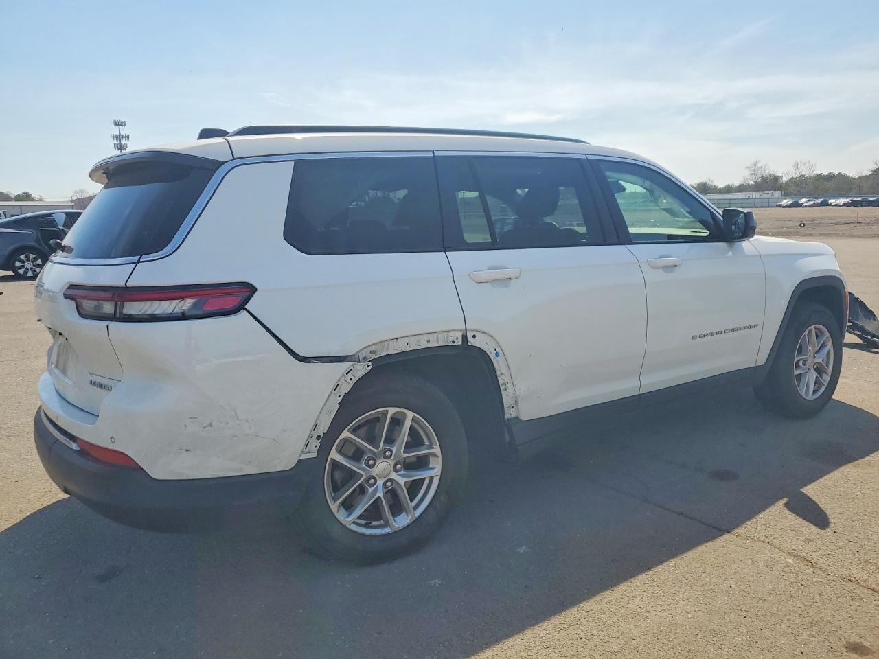 2024 Jeep Grand Cherokee L Laredo - zdjęcie 3