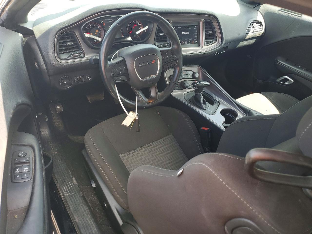 2023 Dodge Challenger Gt - zdjęcie 8