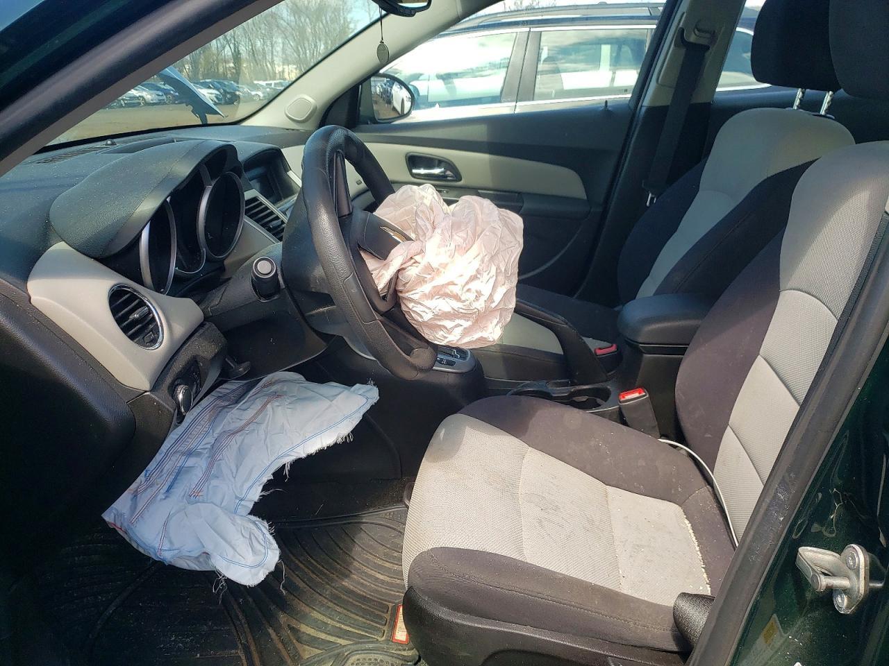 2014 Chevrolet Cruze Ls - zdjęcie 7