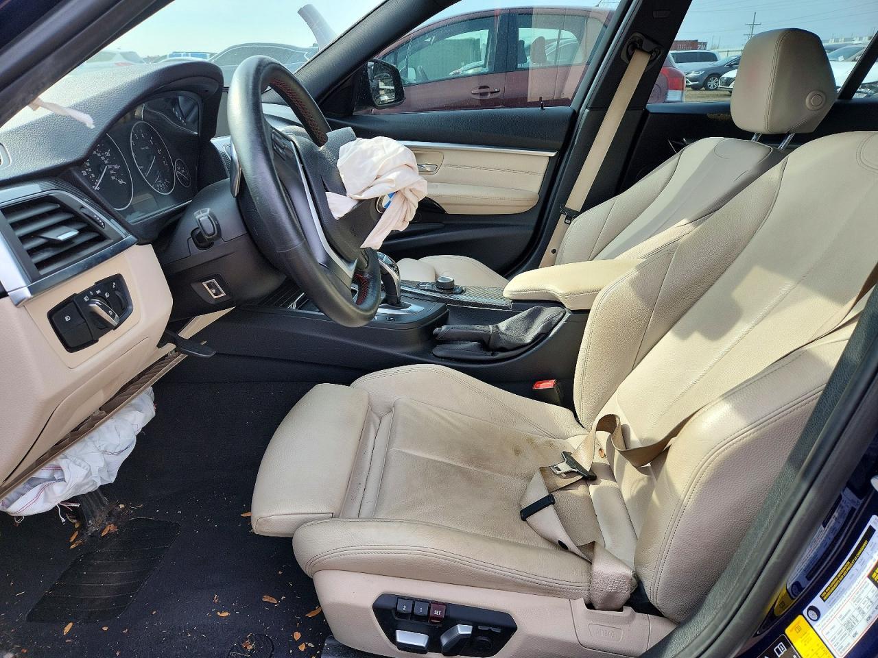 2017 BMW 330 Xi - zdjęcie 7