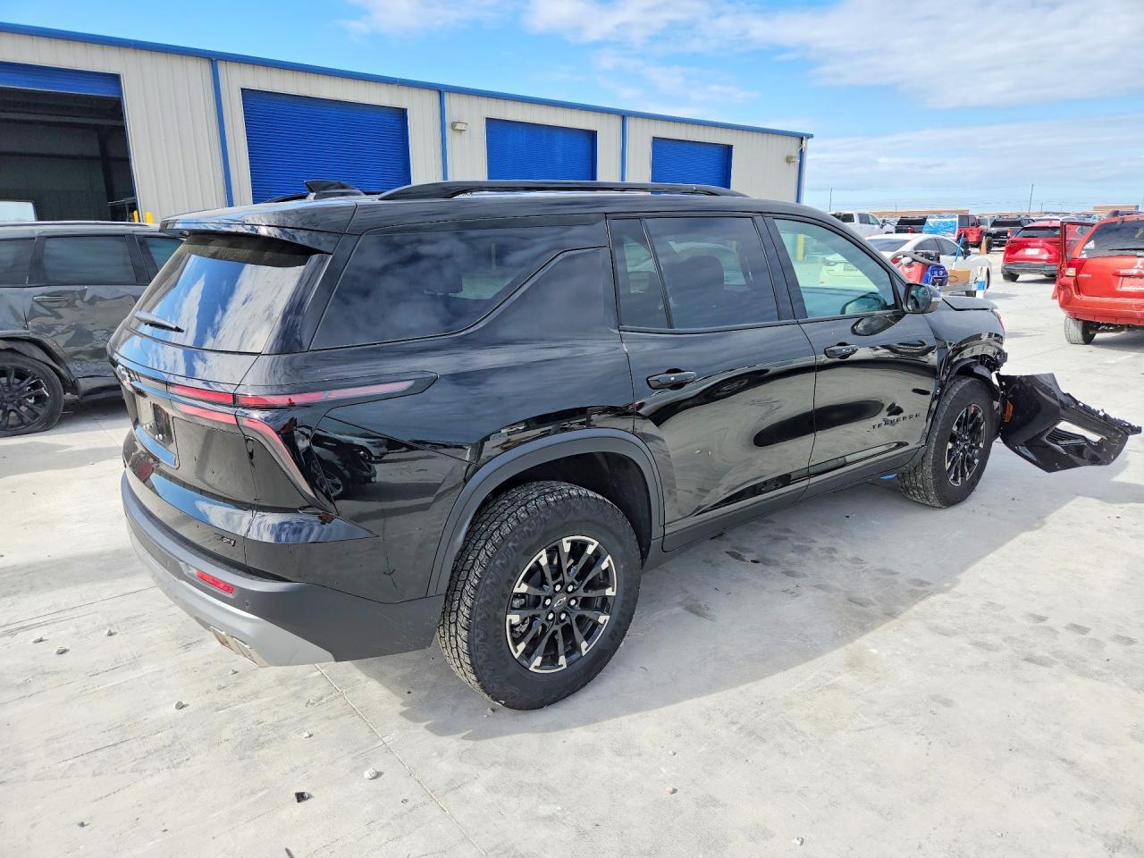 2026 Chevrolet Traverse Z71 - zdjęcie 3