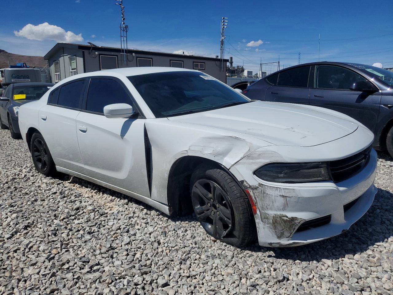 2019 Dodge Charger Sxt - zdjęcie 4