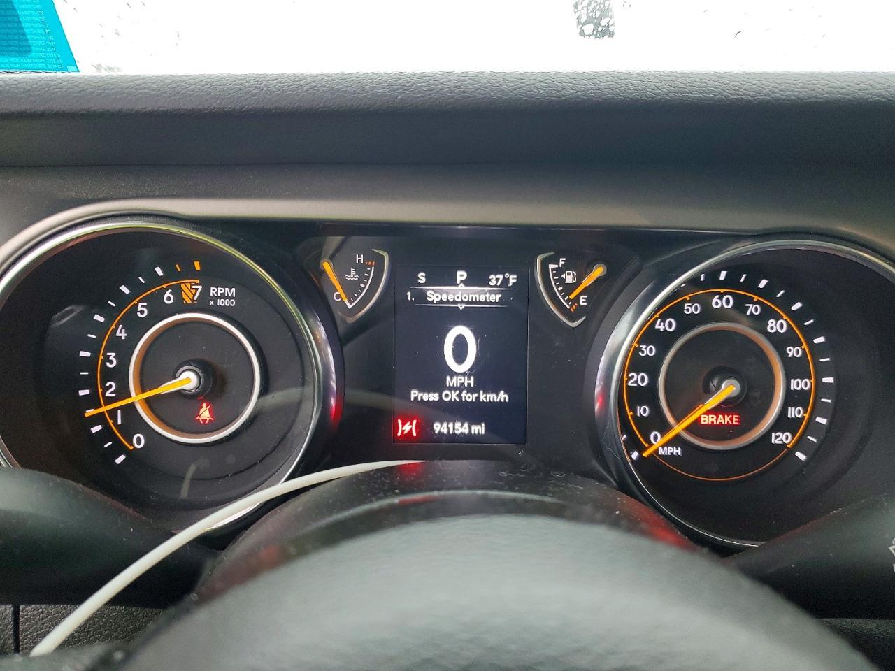 2020 Jeep Wrangler Sport - zdjęcie 9