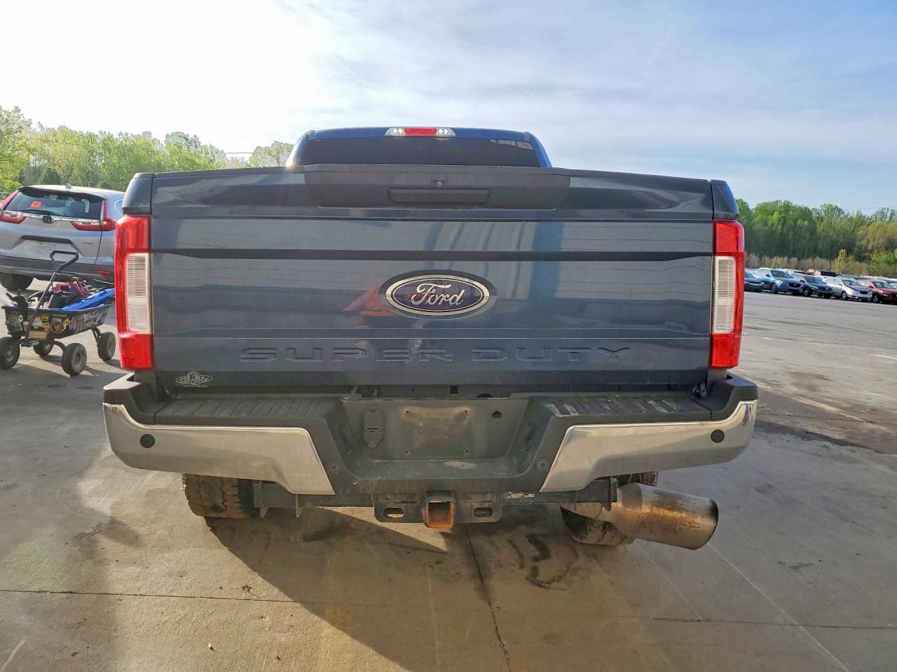 2017 Ford F250 Super Duty - zdjęcie 6