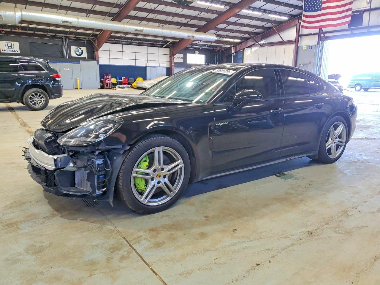 2018 Porsche Panamera 4 E-Hybrid - zdjęcie główne